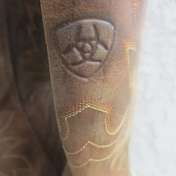 ARIAT ~ Heritage R Toe Western Boot ~Brown Distressed Leather ~ 9 C ~ Embroidery - Picture 8 of 13